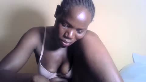 Snapshot of blacksexygal chatting on February 2, 2025, 7:14 pm SARAH online show from February 2, 2025, 7:14 pm
