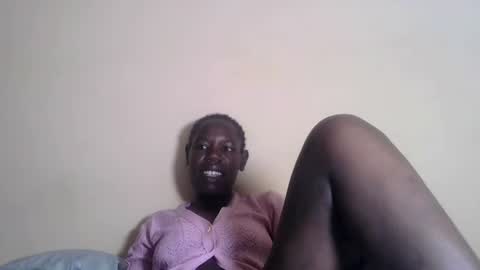 Snapshot of blacksexygal chatting on February 5, 2025, 10:41 am SARAH online show from February 5, 2025, 10:41 am