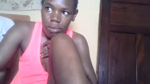 Snapshot of blacksexygal chatting on February 27, 2025, 8:20 pm SARAH online show from February 27, 2025, 8:20 pm