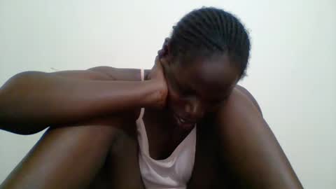 Snapshot of blacksexygal chatting on September 12, 2025, 12:55 am SARAH online show from September 12, 2025, 12:55 am