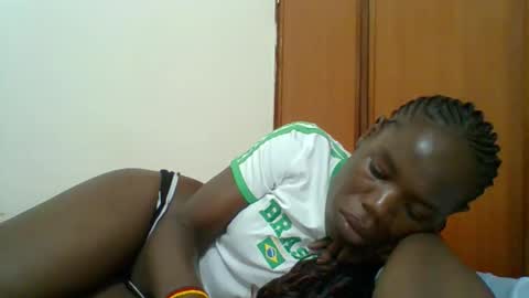 Snapshot of blacksexygal chatting on October 22, 2025, 7:13 pm SARAH online show from October 22, 2025, 7:13 pm