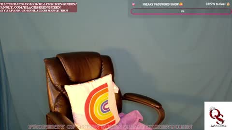 Queen Siren online show from July 5, 2026, 1:56 am