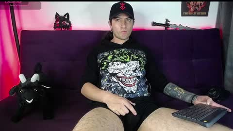 Snapshot of blackwolf_6 chatting on January 9, 2025, 12:14 am Dave online show from January 9, 2025, 12:14 am