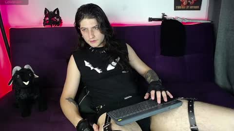 Snapshot of blackwolf_6 chatting on January 14, 2025, 11:27 pm Dave online show from January 14, 2025, 11:27 pm