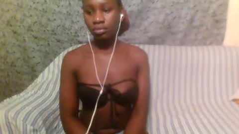 blacky_winndy online show from November 18, 2025, 5:01 am