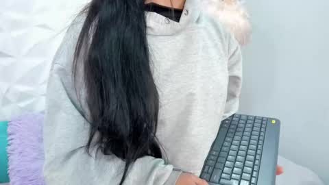 Snapshot of blair_harrison chatting on September 17, 2025, 11:56 am Blair online show from September 17, 2025, 11:56 am