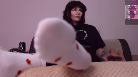 Britney online show from November 17, 2025, 1:39 pm