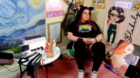 Blakely Morningstar   online show from April 18, 2026, 5:44 am