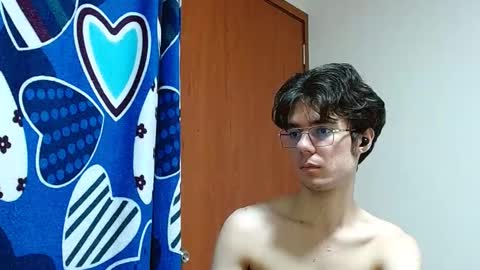 Snapshot of blakeshatter chatting on March 4, 2025, 6:50 pm blakeshatter online show from March 4, 2025, 6:50 pm