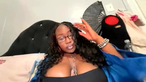 Snapshot of blasiangyal chatting on May 2, 2026, 1:54 am blasiangyal online show from May 2, 2026, 1:54 am