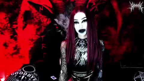 Snapshot of blasphemiangxrl chatting on July 8, 2026, 10:42 am online show from July 8, 2026, 10:42 am