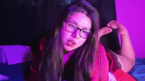 Pau online show from November 9, 2025, 12:03 pm