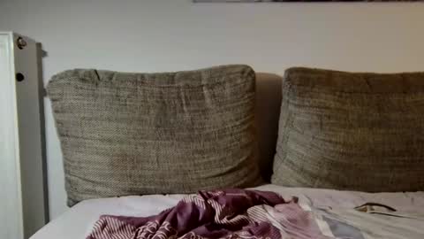 Snapshot of blazinghoney chatting on October 26, 2025, 1:17 pm Honey online show from October 26, 2025, 1:17 pm