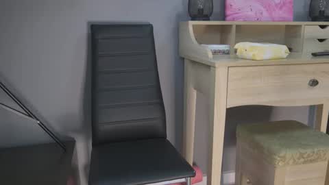 blearalin online show from October 14, 2025, 4:41 pm