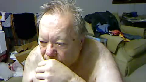 Snapshot of blemon32 chatting on October 15, 2025, 11:43 am Bob online show from October 15, 2025, 11:43 am