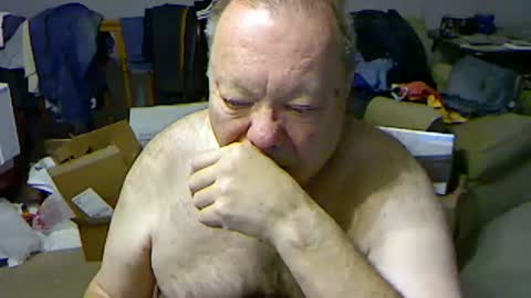 Snapshot of blemon32 chatting on November 10, 2025, 1:32 pm Bob online show from November 10, 2025, 1:32 pm