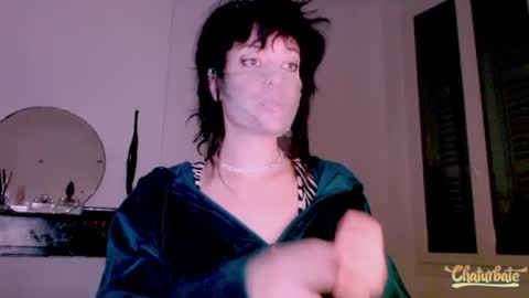 Cassandre online show from February 8, 2026, 8:01 pm