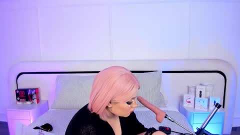 BLEYDI  online show from December 14, 2025, 5:02 am