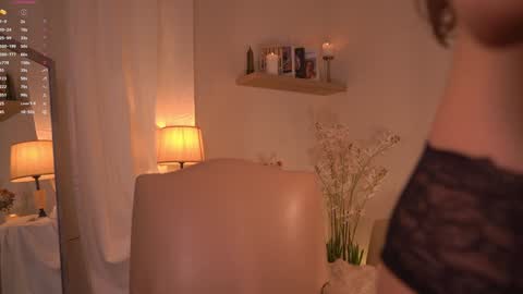 Scarlett NEXT LIVE  5AM gmt online show from February 1, 2026, 4:33 am