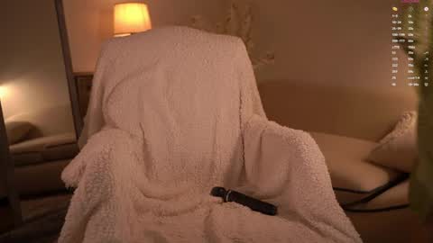 Scarlett NEXT LIVE  5AM gmt online show from April 11, 2026, 7:45 am