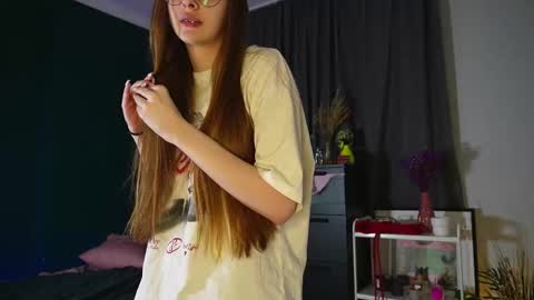  LiLy online show from February 21, 2026, 3:35 pm