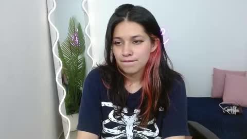 Snapshot of blithz_tay chatting on September 12, 2025, 11:32 am blithz_tay online show from September 12, 2025, 11:32 am