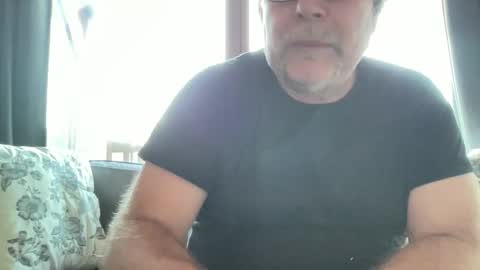 BlIdoL online show from May 19, 2026, 5:36 am