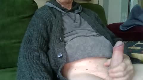 Snapshot of blomkuk chatting on February 9, 2026, 8:29 am blomkuk online show from February 9, 2026, 8:29 am