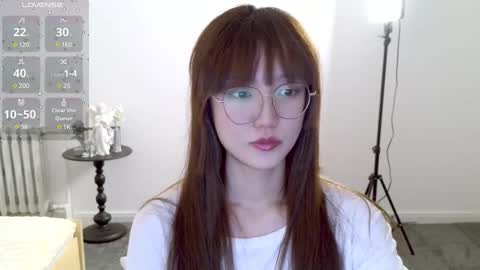 YoYo online show from December 9, 2024, 6:55 am