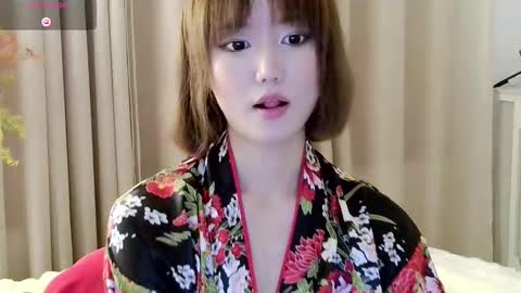 YoYo online show from January 3, 2025, 12:19 pm