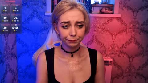 blond_ice_ann online show from April 18, 2026, 11:47 am