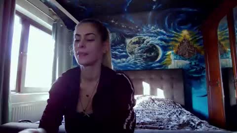 blonde4pasion online show from October 16, 2025, 1:01 pm