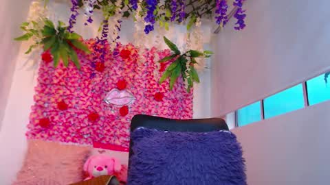 blonde_squirt_ online show from December 20, 2025, 7:10 pm