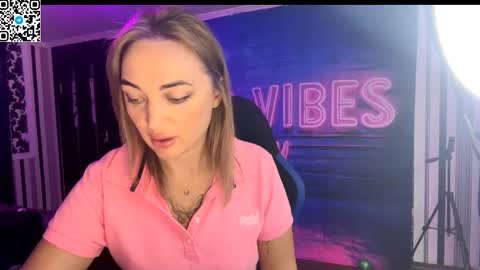 Snapshot of blonde_temptation chatting on September 12, 2025, 10:15 am Meryem online show from September 12, 2025, 10:15 am