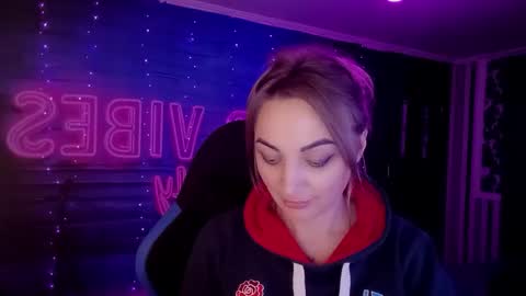 Snapshot of blonde_temptation chatting on October 15, 2025, 7:03 pm Meryem online show from October 15, 2025, 7:03 pm