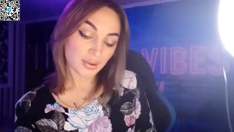 Snapshot of blonde_temptation chatting on November 5, 2025, 7:52 am Meryem online show from November 5, 2025, 7:52 am