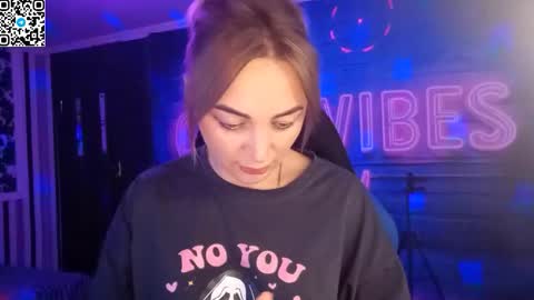 Snapshot of blonde_temptation chatting on November 9, 2025, 7:39 am Meryem online show from November 9, 2025, 7:39 am