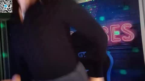 Snapshot of blonde_temptation chatting on November 22, 2025, 11:09 am Meryem online show from November 22, 2025, 11:09 am