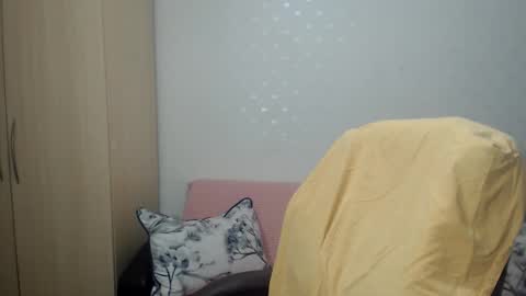 Mr Blond online show from May 22, 2026, 6:57 pm
