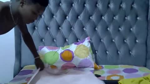 blonde online show from November 6, 2025, 8:10 pm