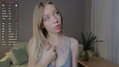 Snapshot of blondekelly chatting on July 14, 2026, 5:29 pm Kelly online show from July 14, 2026, 5:29 pm