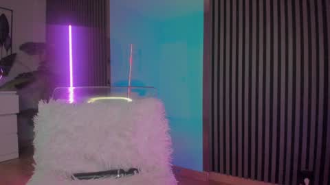 blondie_muller online show from February 2, 2025, 4:32 pm