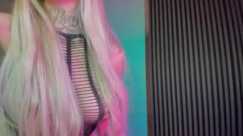 blondie_muller online show from February 10, 2025, 6:24 pm