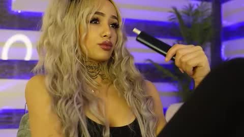 blondie_muller online show from September 23, 2025, 7:50 pm