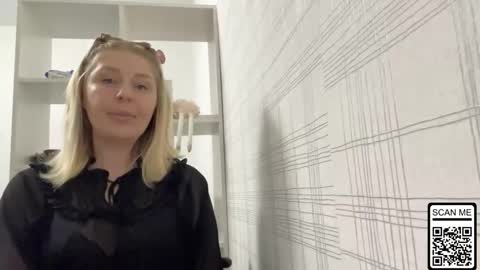 blondie_xoxoxo online show from November 14, 2025, 2:16 pm
