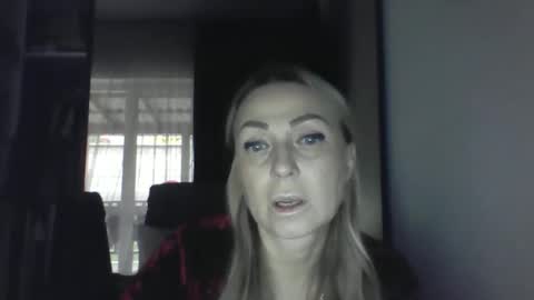 Iren online show from November 11, 2025, 9:20 am