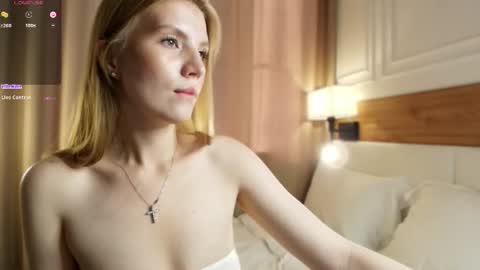 Snapshot of blondoll chatting on July 2, 2026, 1:05 am blondoll online show from July 2, 2026, 1:05 am