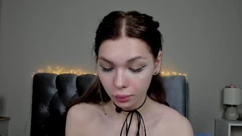 blondy_fina online show from July 7, 2026, 7:23 am