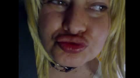 Snapshot of blontsex chatting on July 15, 2026, 4:56 pm Blontsex online show from July 15, 2026, 4:56 pm