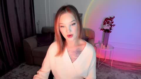 Sophia online show from November 8, 2025, 7:45 pm